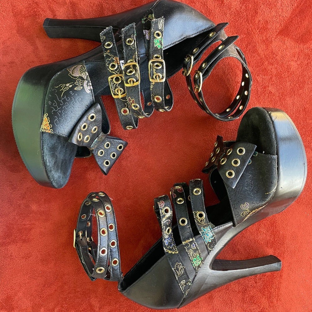 VINTAGE Y2K Steve MADDEN Madame CHINOISERIE Platform Sandals Size 7 - Picture 14 of 14